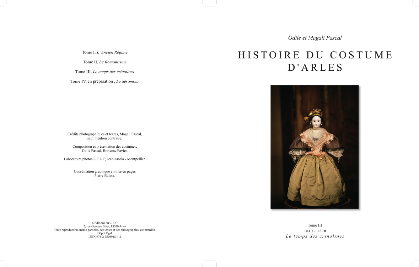Histoire du costume d arles 340 pages